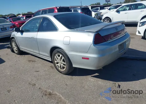 2002 Honda Accord 3.0 Ex z USA, uszkodzony, nr VIN 1HGCG22502A008630